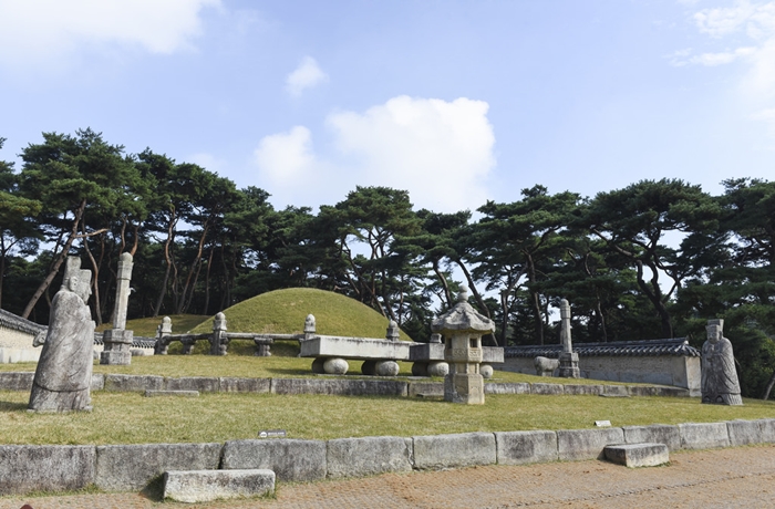 Hình ảnh này là Yeongneung, lăng mộ của vua Sejong nằm ở thành phố Yeoju, tỉnh Gyeonggi-do. (Ảnh: Korea.net DB)